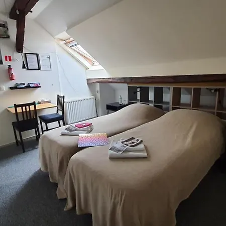 Bed & Breakfast La Fermette Blanche 3*