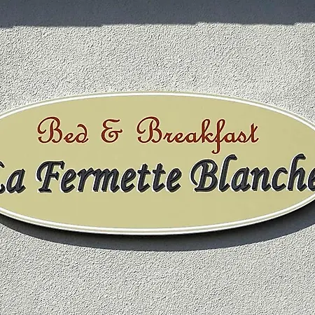 Couette-café La Fermette Blanche 3*