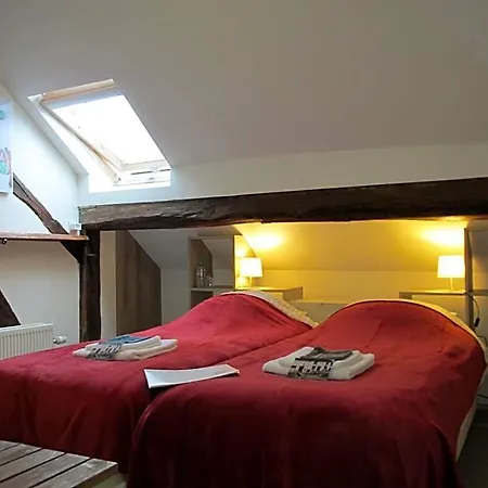 Couette-café La Fermette Blanche 3*