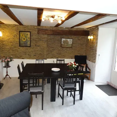 La Fermette Blanche Bed & Breakfast *