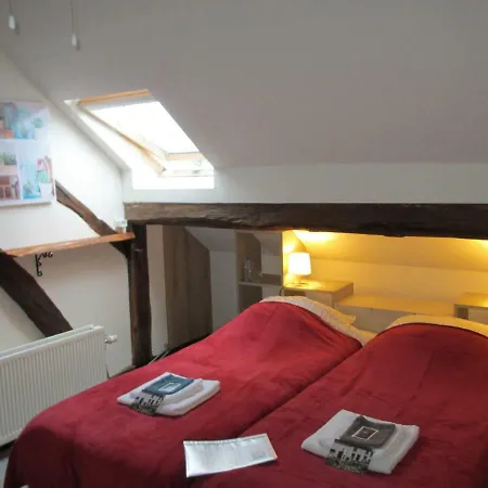 La Fermette Blanche Bed & Breakfast